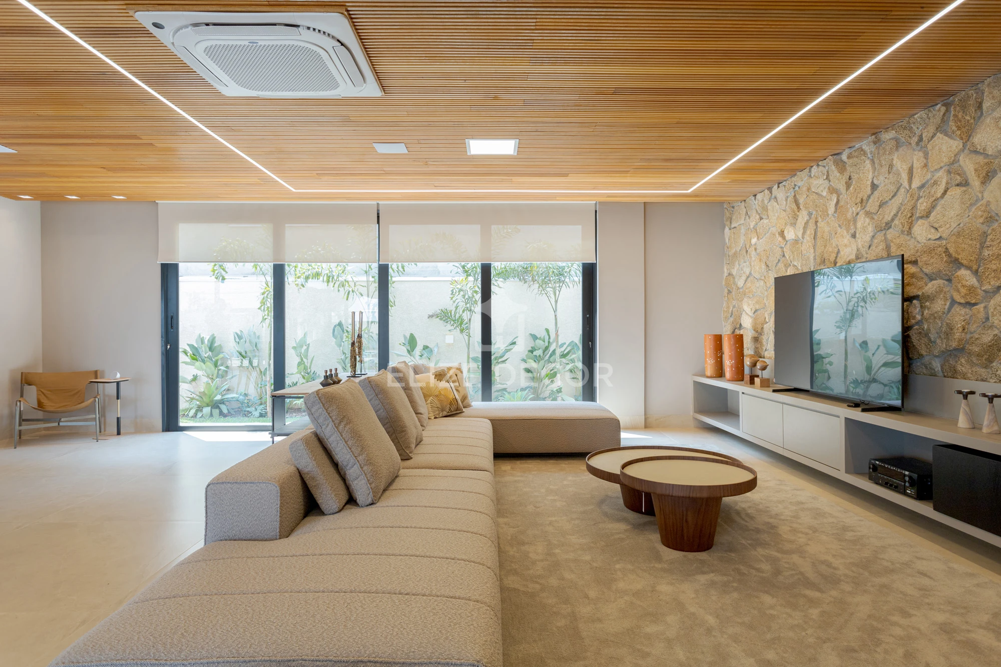 croma_240911-0925 copiar