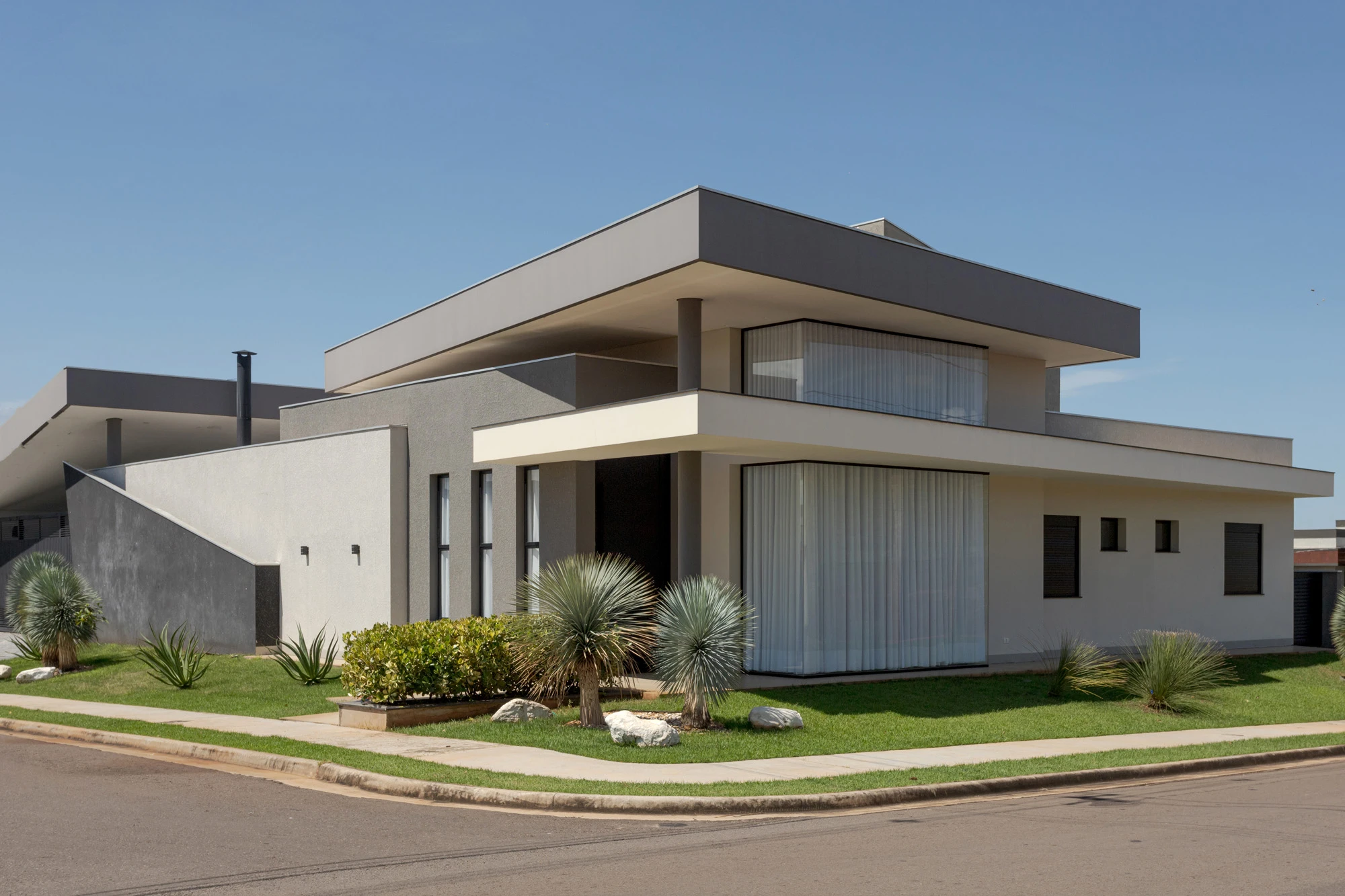 projeto-residencial-alto-padrao-cortinas-sob-medida-maringa-elize-decor-condominio-resort-residence