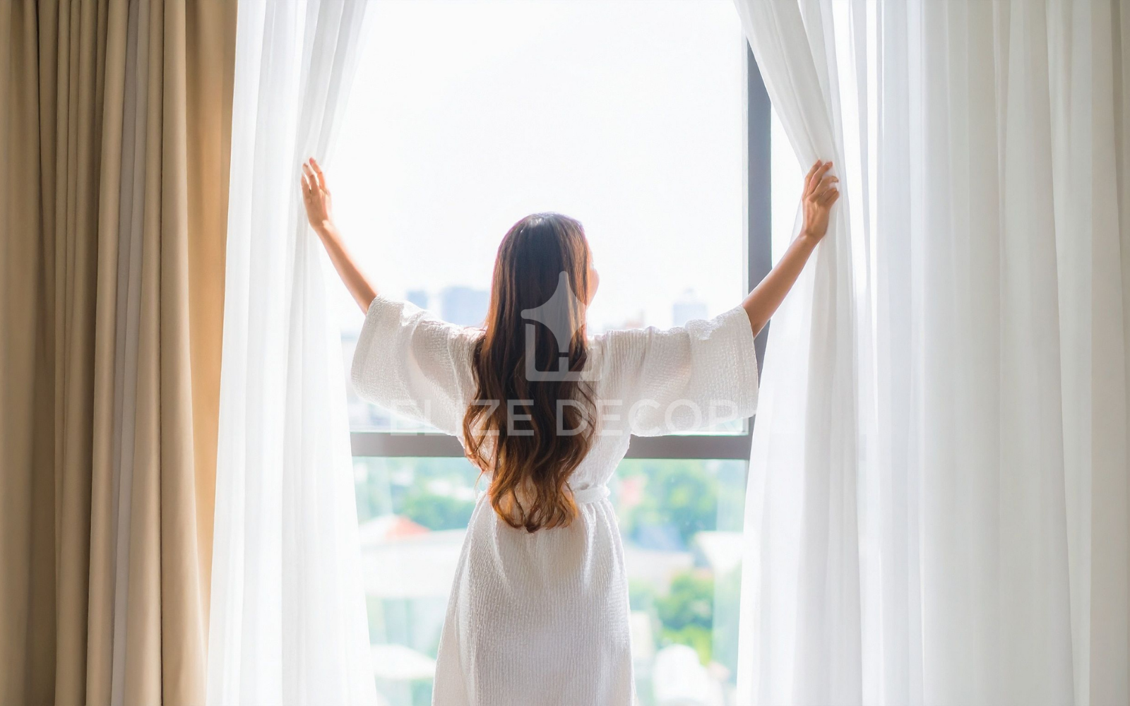 Cortinas e Persianas de Luxo: Como Transformar Ambientes com Elegância Atemporal